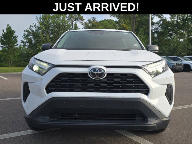 Used 2024 Toyota RAV4 LE FWD image 2