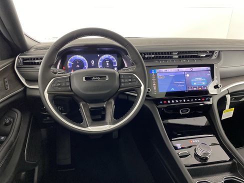 New 2026 Jeep Grand Cherokee Limited image 35