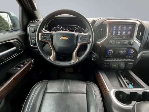 Used 2021 Chevrolet Silverado 1500 High Country AWD/4WD image 11