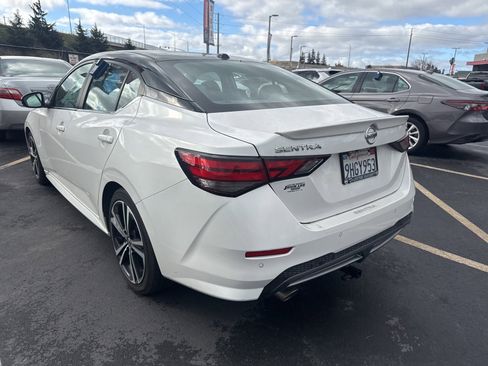 Used 2020 Nissan Sentra SR w/ Electronics Package image 4