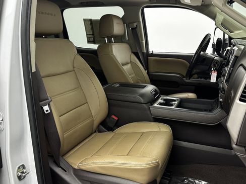 Used 2019 GMC Sierra 3500 Denali w/ Duramax Plus Package image 34
