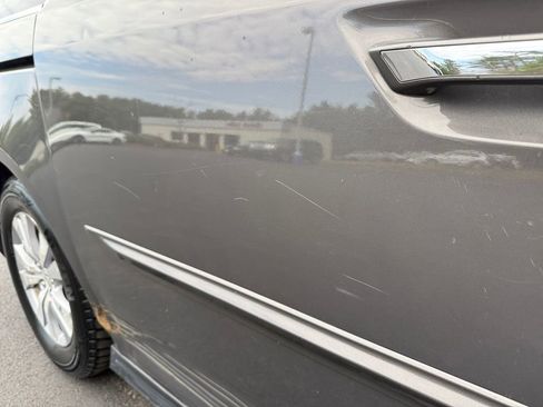 Used 2015 Honda Odyssey EX image 27