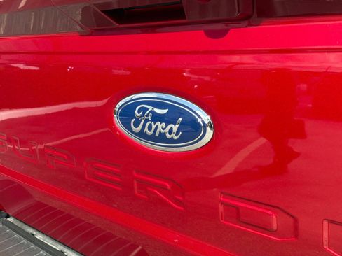 Used 2025 Ford F450 Lariat image 18