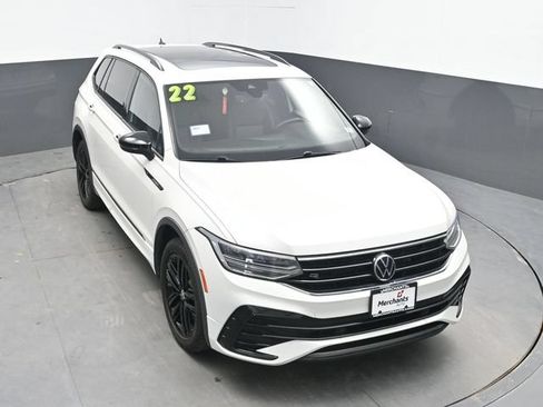Used 2022 Volkswagen Tiguan SE R-Line AWD/4WD image 26