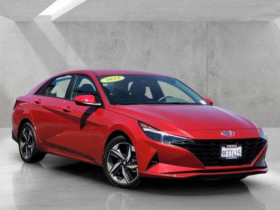 Used 2023 Hyundai Elantra SEL w/ Convenience Package