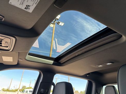 Used 2024 GMC Sierra 3500 Denali w/ Denali Reserve Package image 18