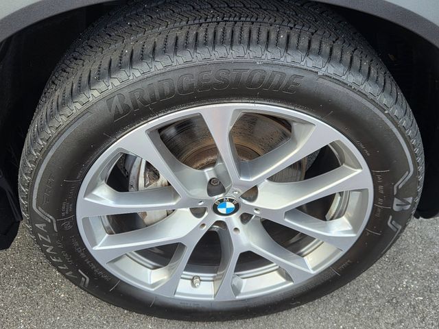 Used 2025 BMW X5 xDrive40i w/ Climate Comfort Package AWD/4WD image 8