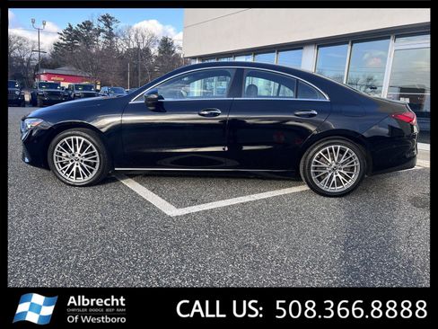 Used 2025 Mercedes-Benz CLA 250 4MATIC image 2