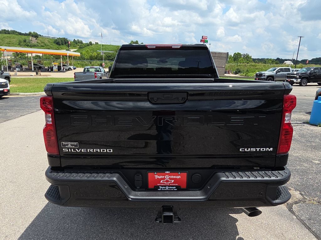 New 2026 Chevrolet Silverado 2500 Custom w/ Custom Value Package AWD/4WD image 7