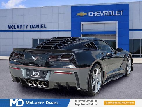 Used 2015 Chevrolet Corvette Stingray Coupe w/ 2LT Preferred Equipment Group RWD image 5