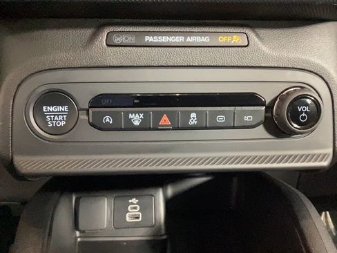 Used 2025 Ford Bronco Sport Big Bend image 26