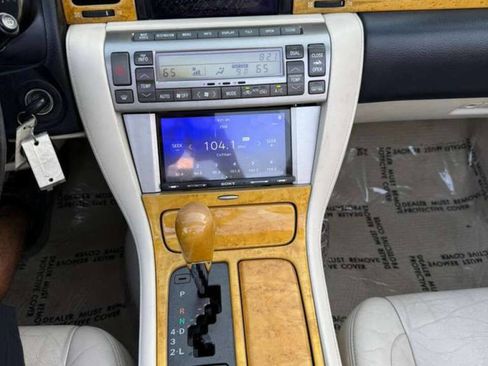 Used 2002 Lexus SC 430 Convertible image 21