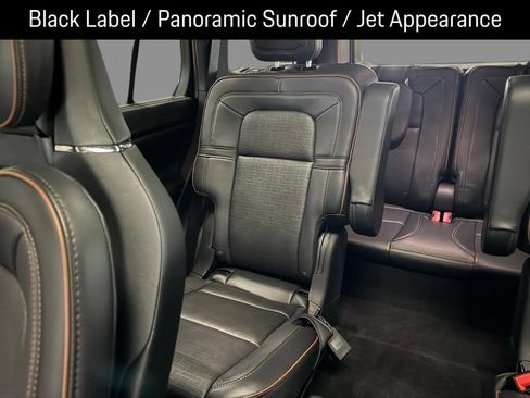 Certified 2025 Lincoln Aviator Black Label w/ Jet Appearance Package AWD/4WD image 14