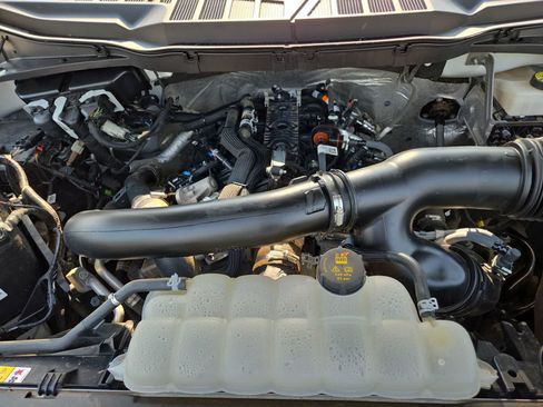 Used 2024 Ford F150 XLT w/ Tow/Haul Package AWD/4WD image 17