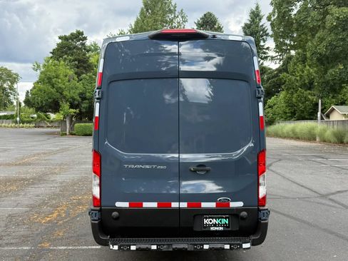 Used 2020 Ford Transit 250 148 High Roof Extended RWD image 5