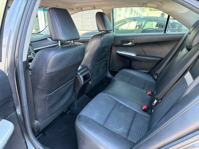 Used 2014 Toyota Camry SE FWD image 17
