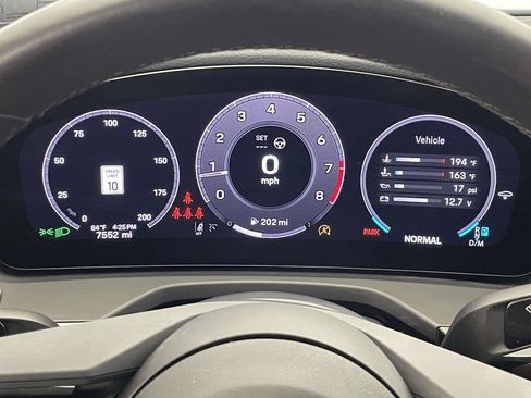 Certified 2025 Porsche Panamera 4 AWD/4WD image 43