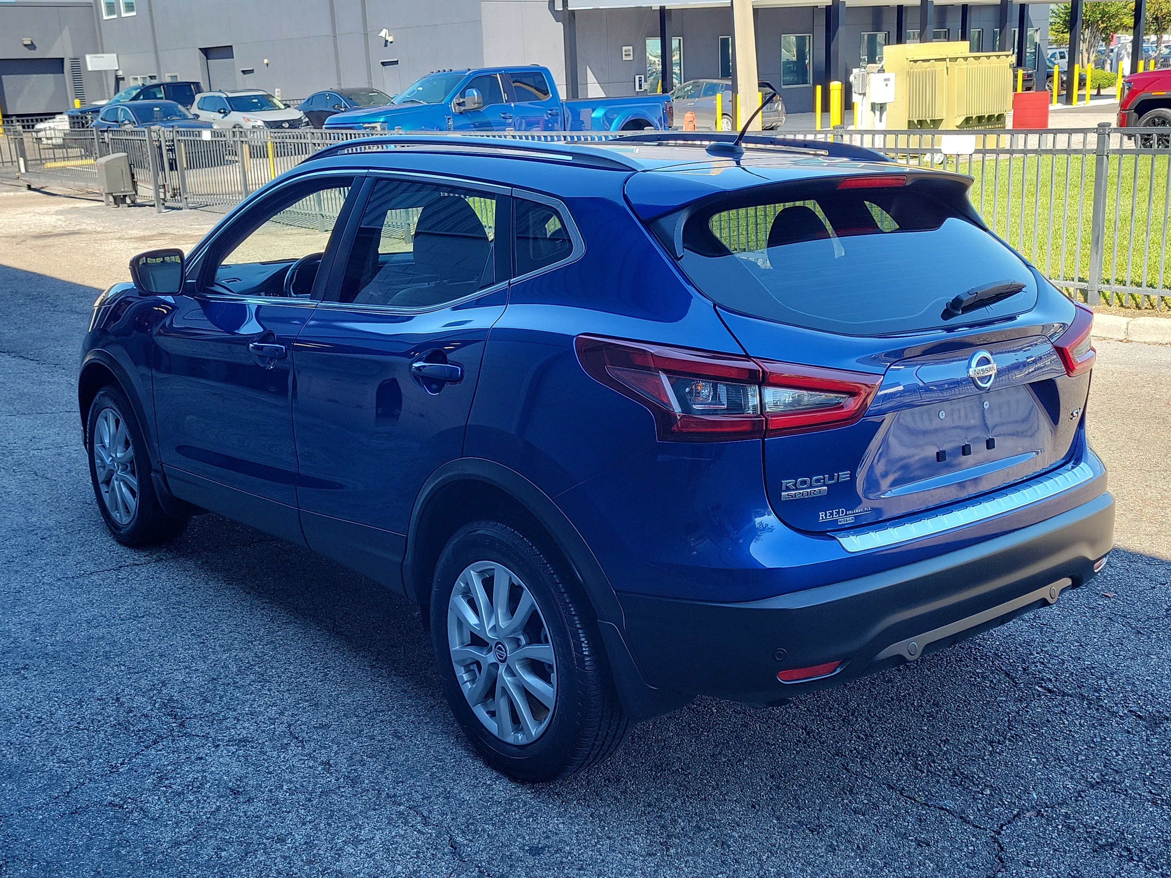 Certified 2021 Nissan Rogue Sport SV w/ Technology Package FWD image 8