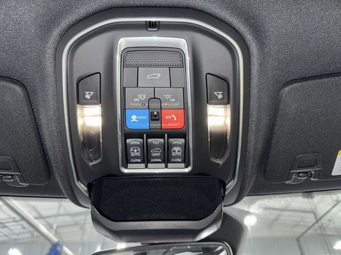 New 2024 Jeep Grand Cherokee Limited 4xe image 38