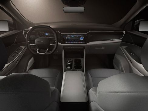 New 2026 Jeep Cherokee Laredo image 5