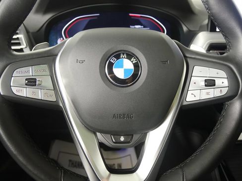 Used 2025 BMW X4 xDrive30i AWD/4WD image 18
