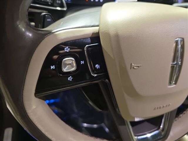 Used 2020 Lincoln Corsair Reserve w/ Equipment Group 201A AWD/4WD image 18