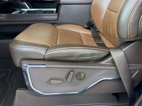 Used 2023 Ford F250 King Ranch w/ Chrome Package image 24