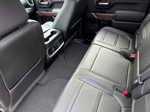 Used 2022 GMC Sierra 2500 Denali w/ Denali Ultimate Package image 12