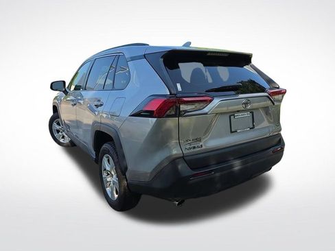 Used 2021 Toyota RAV4 XLE AWD/4WD image 9