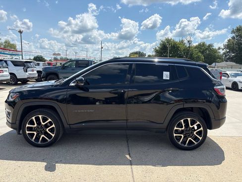 Used 2017 Jeep Compass Limited AWD/4WD image 6