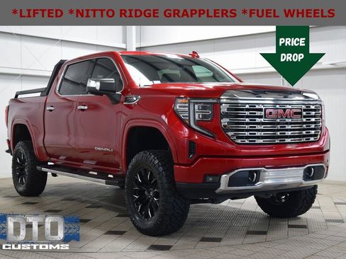 Used 2024 GMC Sierra 1500 Denali w/ Technology Package AWD/4WD image 1