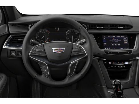Used 2020 Cadillac XT5 Premium Luxury FWD image 5