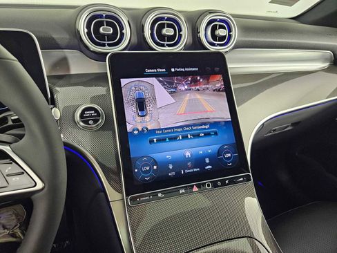 New 2025 Mercedes-Benz GLC 300 4MATIC image 31