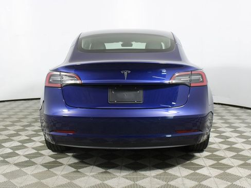 Used 2022 Tesla Model 3 Standard Range image 29