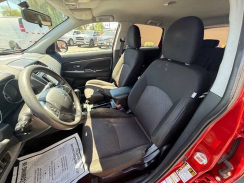 Used 2018 Mitsubishi Outlander Sport ES FWD image 15