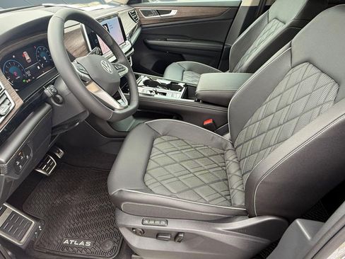 New 2026 Volkswagen Atlas SEL Premium R-Line AWD/4WD image 4