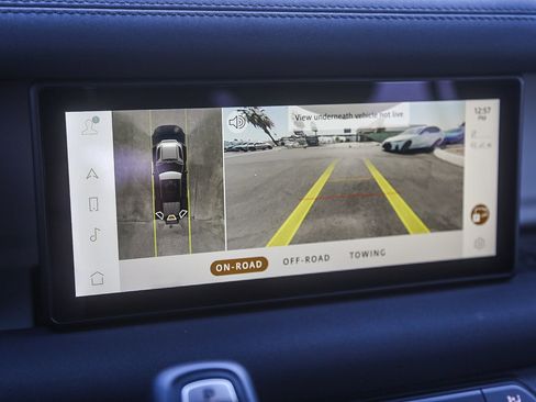 Used 2023 Land Rover Defender 110 X-Dynamic SE image 26