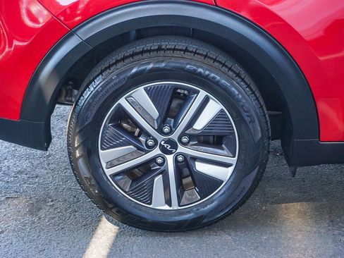 Certified 2022 Kia Niro EX Premium image 9