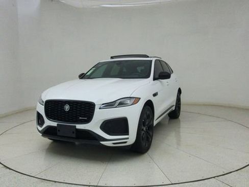 Used 2025 Jaguar F-PACE R-Dynamic S image 65