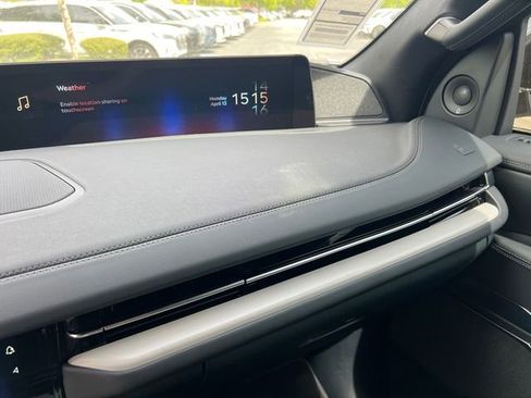 New 2026 Lincoln Navigator L Reserve w/ Jet Appearance Package image 29