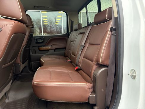 Used 2015 Chevrolet Silverado 2500 High Country image 41