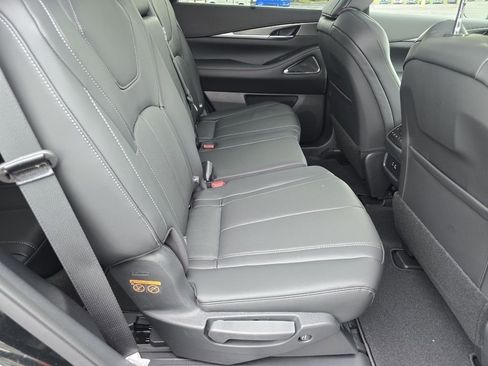 Certified 2025 INFINITI QX60 Luxe w/ Cargo Package image 22