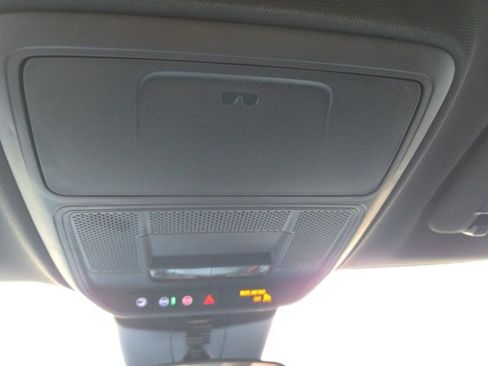 New 2025 GMC Acadia Elevation image 20