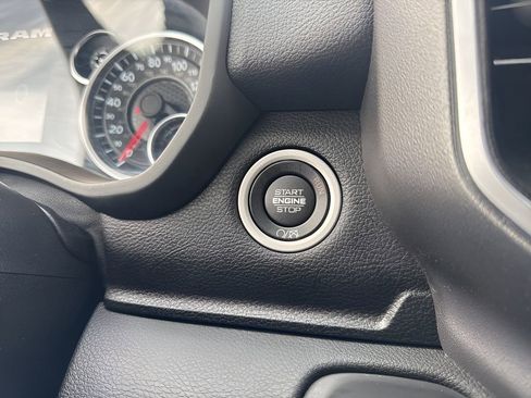 Used 2024 RAM 2500 Big Horn w/ Bed Utility Group image 20