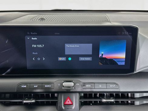 Used 2025 Kia K4 FWD image 21
