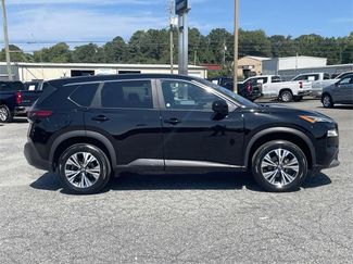 Used 2023 Nissan Rogue SV video 2