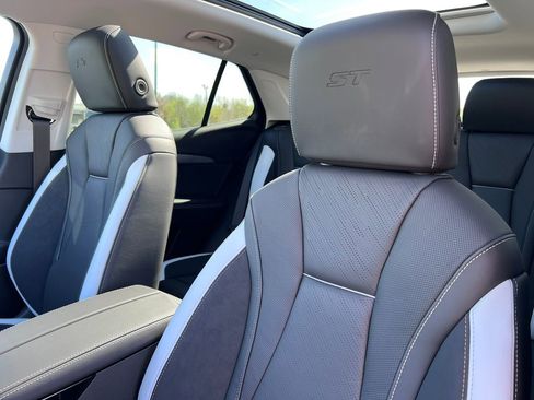 New 2026 Buick Envision Sport Touring image 12