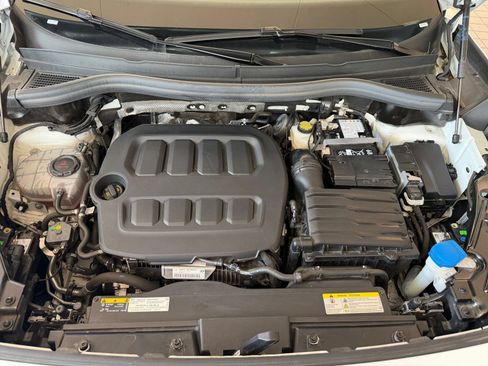 Used 2026 Volkswagen Tiguan SE FWD image 27