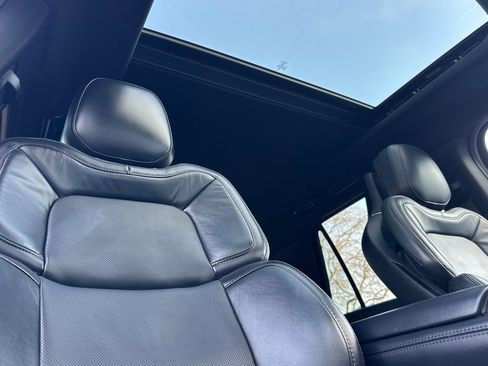 Used 2024 Lincoln Navigator Reserve image 21