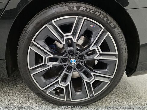 Used 2026 BMW 530i w/ M Sport Package RWD image 16